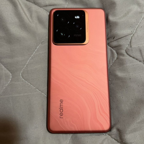Realme GT 7 Pro smartphone like new, 256GB, dual SIM, orange