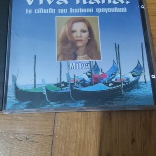 Viva Italia CD like new, pack of 12 Italian music