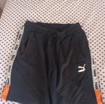 Puma men's shorts black size M like new