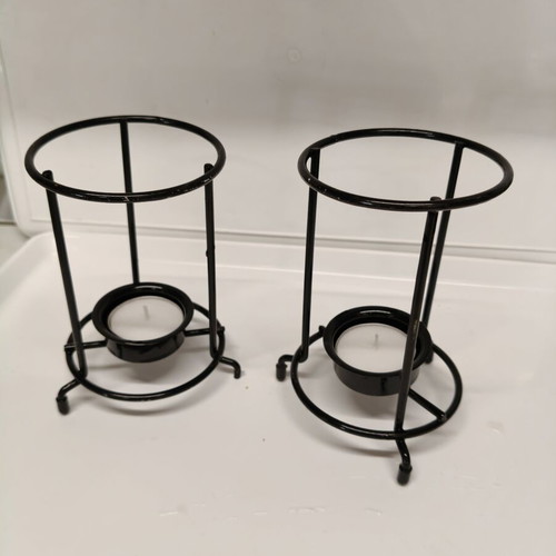 Set of 2 modern tealight candle holders like new