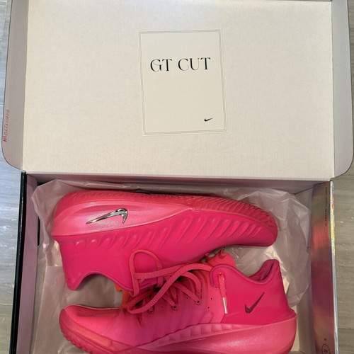 Nike G.T. Cut 4 shoes like new, pink, size 47