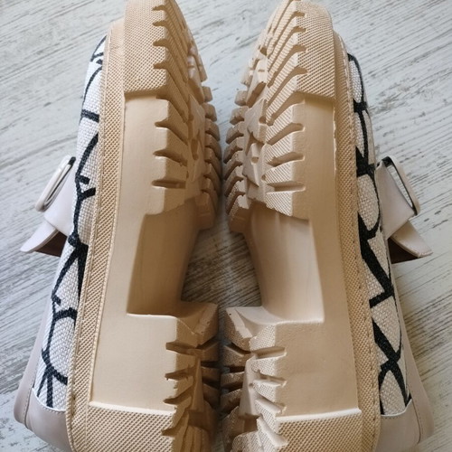 Valentino loafers new, black and beige, size 38