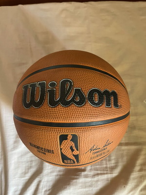 Wilson basketball size 6 like new