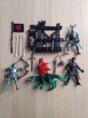 Knights & Dragons complete set children's toy like new