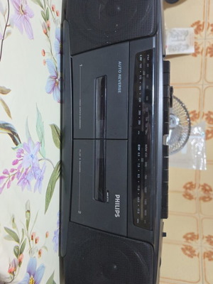 Philips AW 7324 double cassette player with radio