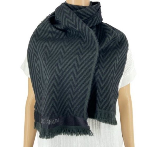 Giorgio Armani Virgin Wool Scarf Chevron Pattern like new Black Grey