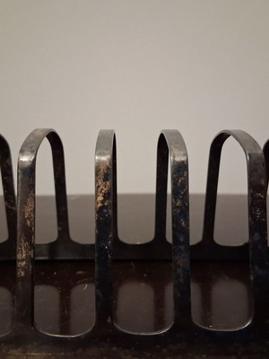 Bread slice holder Angora, like new, silver plated English