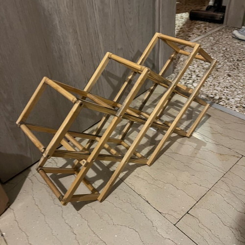 Wooden wine rack like new