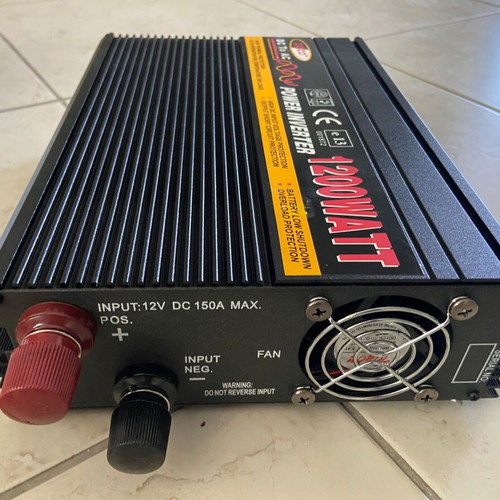 Paco Power Inverter 12V DC to 230V AC 1200W like new