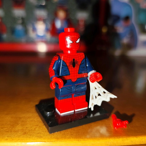 Toei Spider-Man Takuya Yamashiro σαν καινούργιο με βάση και εξαρτήματα