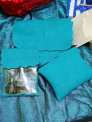 Handmade cases set new, three pieces