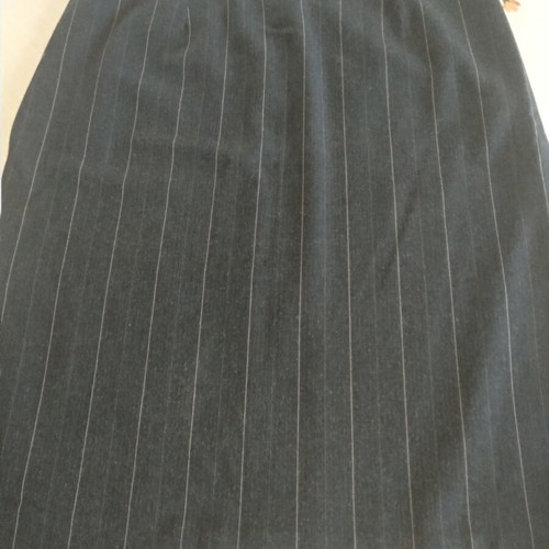Women's gray skirt with stripes and side slit, like new, size 50, Reni Leza