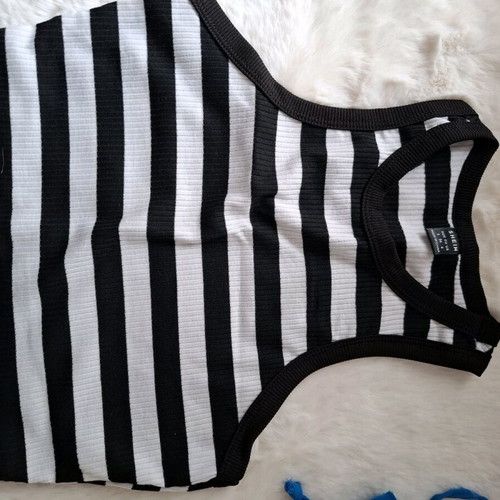 Luigi summer tops like new, pack size S-M