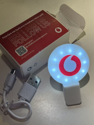 Ring Light for Mobile Vodafone new with three light tones and full off button