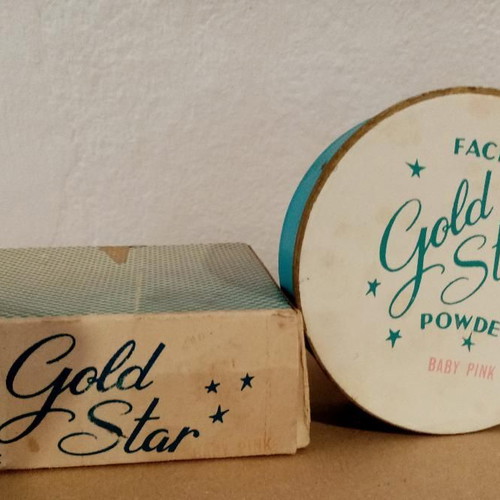 Gold Star Face Powder collectible vintage sealed, like new