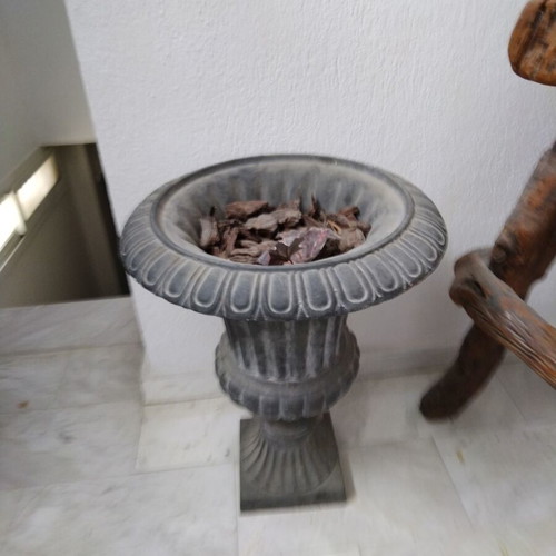 Garden planter like new, French neoclassical style cast iron