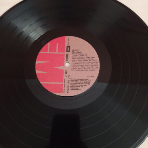 Queen The Game vinyl used, 1st Greek edition 1981