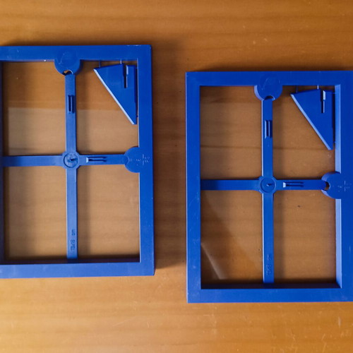 Set of 2 Blue Plastic Photo Frames like new, 13x18cm