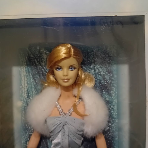 Barbie A Dream Of Winter new in box