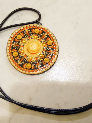 Handmade Swadhisthana necklace new, gold and orange