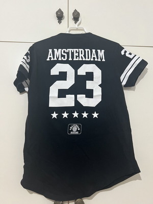 Μπλούζα Amsterdam 23 μεταχειρισμένη, μέγεθος Μ, μαύρο και άσπρο
