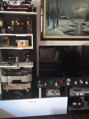Furniture unit like new