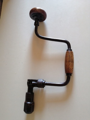 Carpenter's brace used with wooden handles from 1950