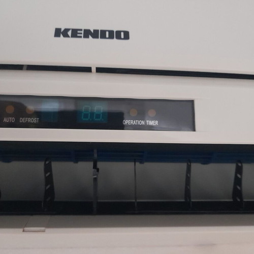 Kendo 9000 BTU air conditioner like new