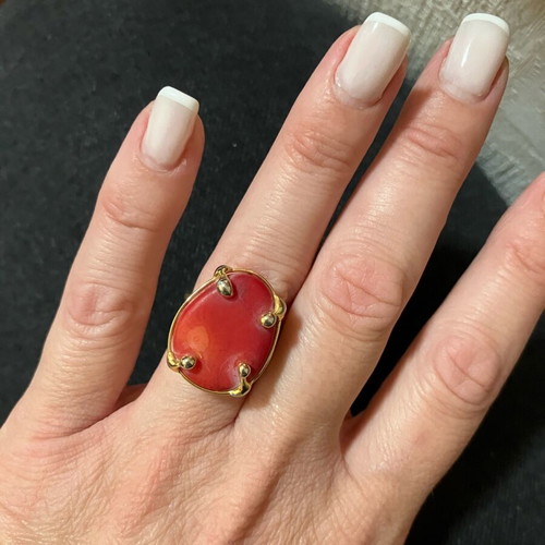 Coral ring used, adjustable