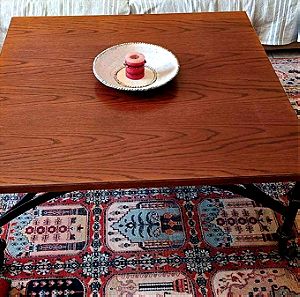 Τετράγωνο τραπέζι σαλονιού (μασίφ ξύλο και σίδερο)
