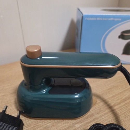 Startronik Mini Portable Iron Green New