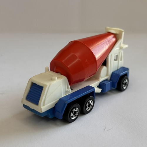 Hot Wheels 1991 Oshkosh Cement Mixer used