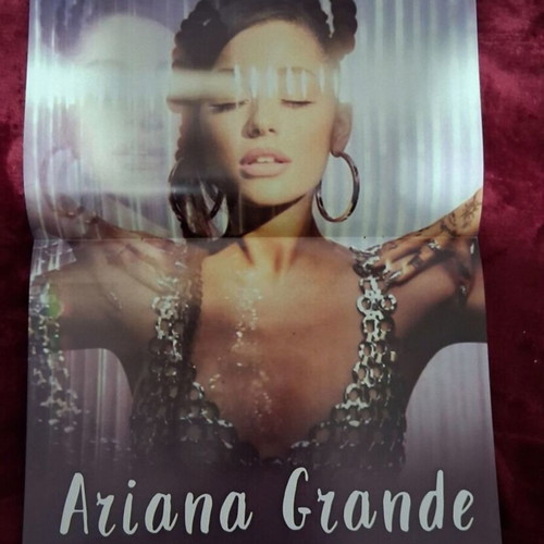 Ariana Grande collectible posters pack of 7 new