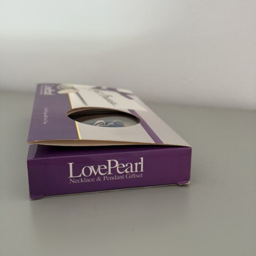 Necklace new, silver, in original box