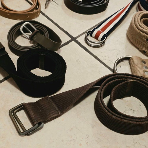 Men's branded belts, set of 7