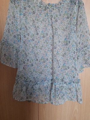 Spiderweb blouse Indian new with ruffles