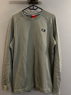 Nike men's sweatshirt size L like new, gray and green