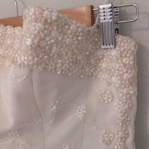 Boho wedding dress used with adjustable bust