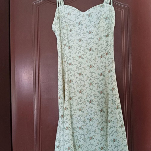 Dress with triple straps like new, colorful, size M