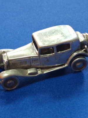 Silver car figure used, 925 stamp, 6.5×2.5 cm