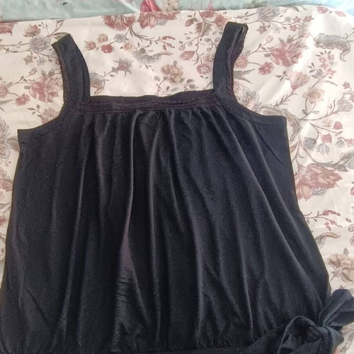 Gap women's black sleeveless blouse, size XL, viscose