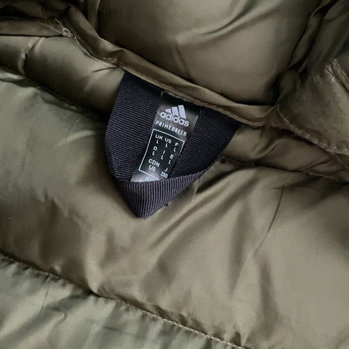 Adidas puffer jacket new, size L, green