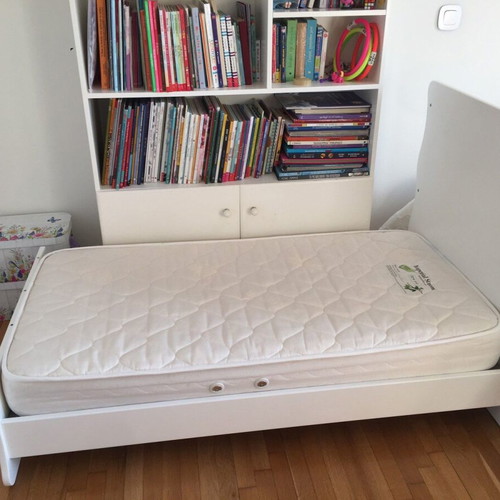 Casababy baby cot and bed convertible with mattress