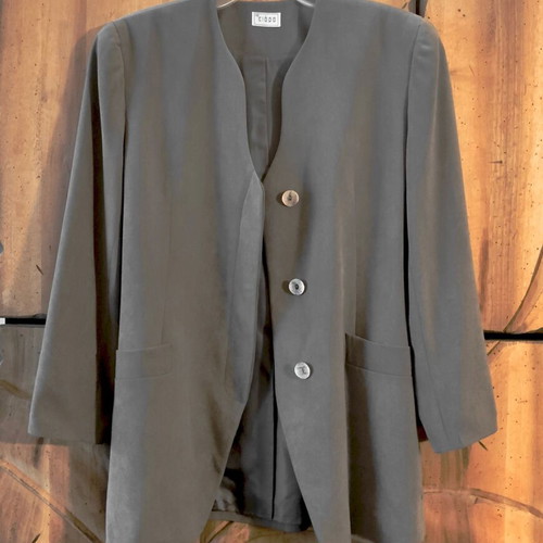 Kiara collarless blazer gray size S like new