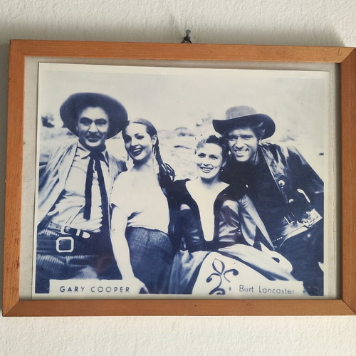 Vera Cruz 1954 vintage promotional photo in wooden frame