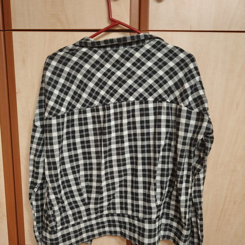Pull & Bear women's checked shirt like new, size L, black multicolor