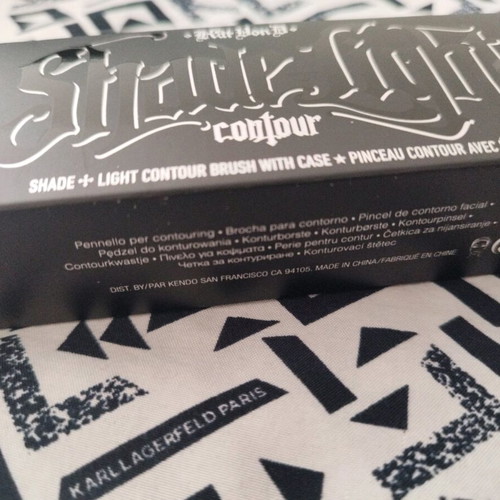 Kat Von D Shade + Light contour Brush new for contouring and highlighting
