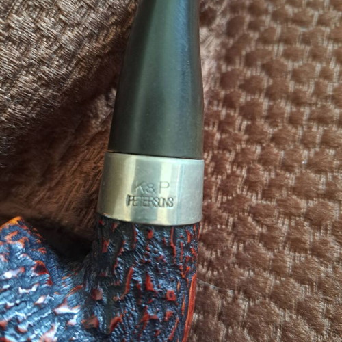 K&P Petersons pipe new with red/black rustic finish