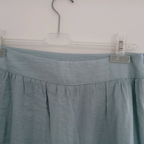 Summer skirt like new, turquoise, with side zipper