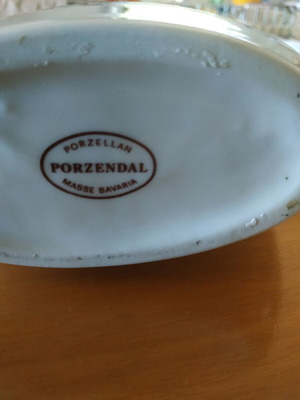 Porzendal porcelain vase with painting from Bavaria like new